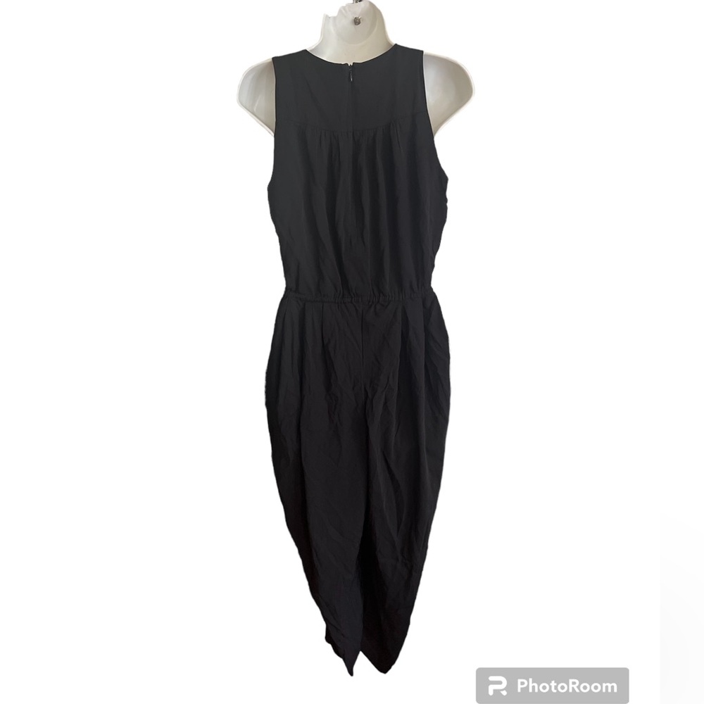 Alice + Olivia Deep V-neck Jumpsuit - Picture 3 of 7